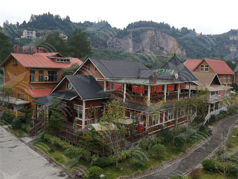 选择石家庄合成树脂瓦，为南方屋顶雨季防水护航